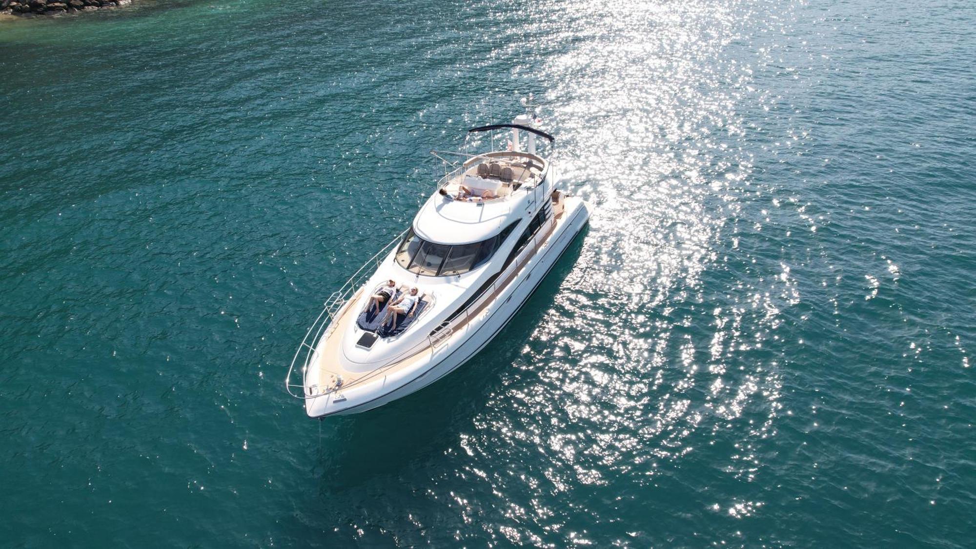 Botel Superbe Yacht Dans Le Port De